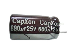CAPACITOR ELECTROLITICO 680µF 25V