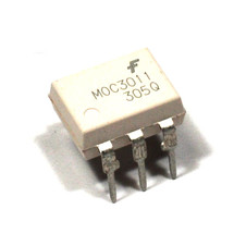 MOC3011 OPTOAISLADOR SALIDA TRIAC