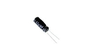 CAPACITOR ELECTROLÍTICO 4.7µF 50V 105'C