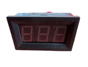 DIGITAL DISPLAY VOLTIMETRO CORRIENTE ALTERNA 60 A 500V