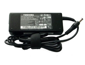 CARGADOR TOSHIBA 19V-3.95A